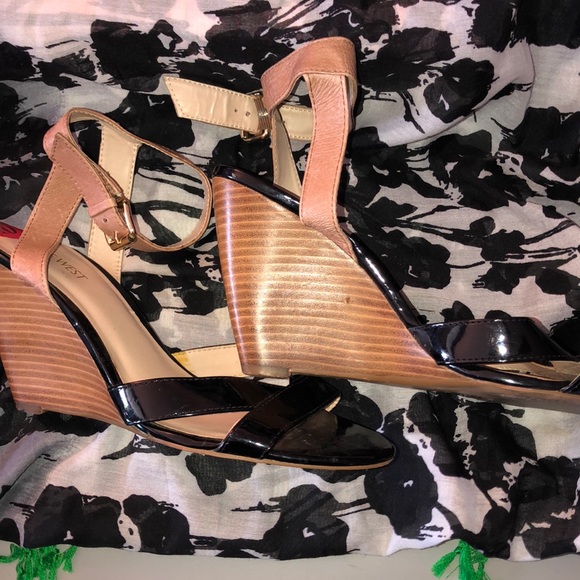 Nine West Shoes - Nine West wedge shoes size 10